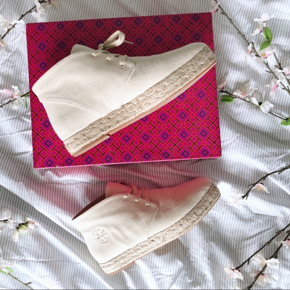Tory Burch | NIB Rios Espadrille Chukka Bootie 9.5 - Picture 3 of 7
